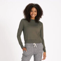 Vuori Women's Daydream Crew -Active Vibe Shop VW133ORE 1