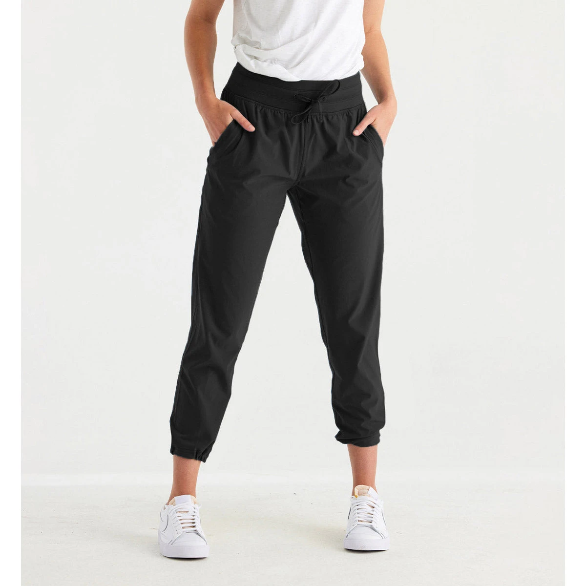 Women's Breeze Cropped Pant 6 Women's Breeze Cropped Pant - Image 4