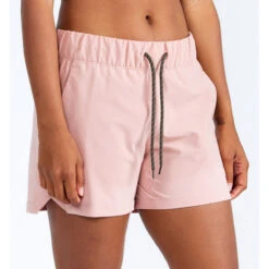 Women's Swell Short -Active Vibe Shop swell short harbor pink women 1